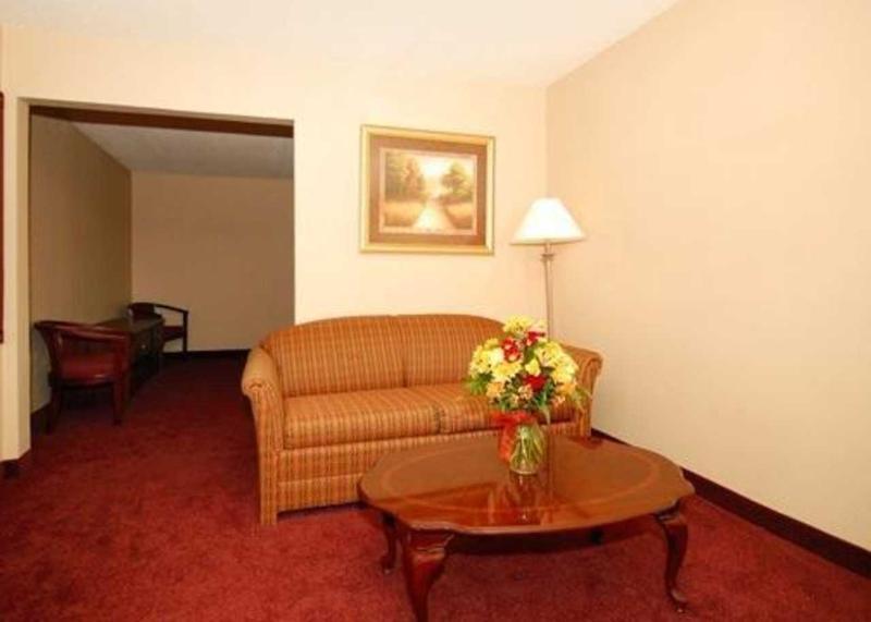 Rodeway Inn Norfolk Exterior foto